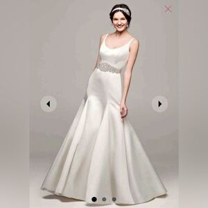 Satin trumpet wedding dresss